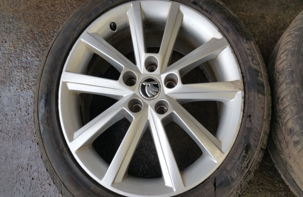 Skoda Octavia MK3 Elegance alloy wheels set Used Car Parts UK