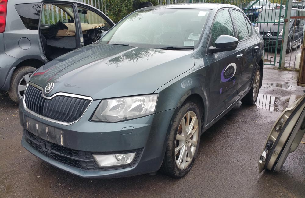 Skoda Octavia MK3 Elegance alloy wheels set Used Car Parts UK