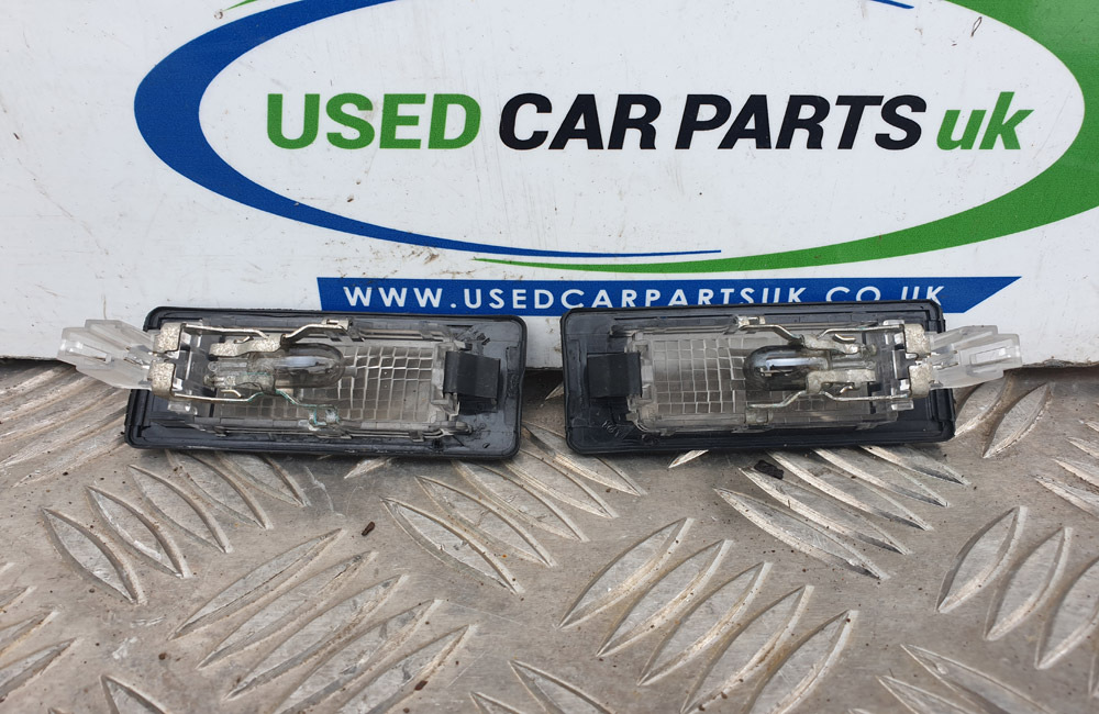 Skoda octavia mk3 clearance number plate light