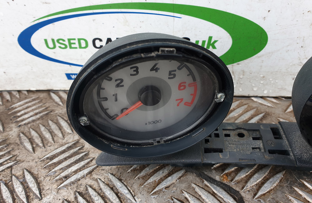 Smart Fortwo W451 clock rev counter display Used Car Parts UK