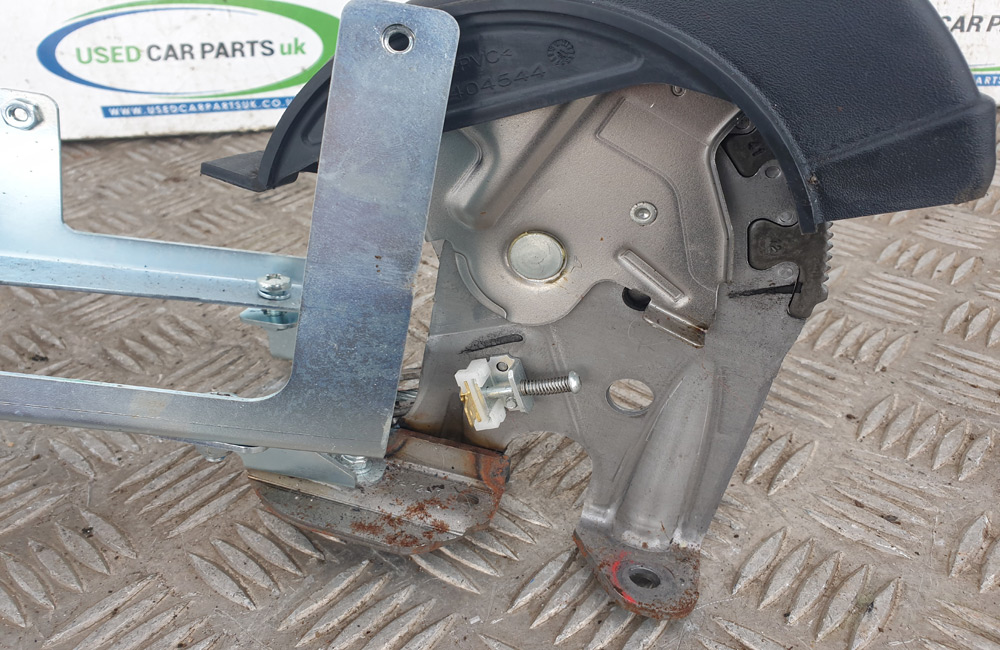 Suzuki Swift Sport hand brake ratchet Used Car Parts UK