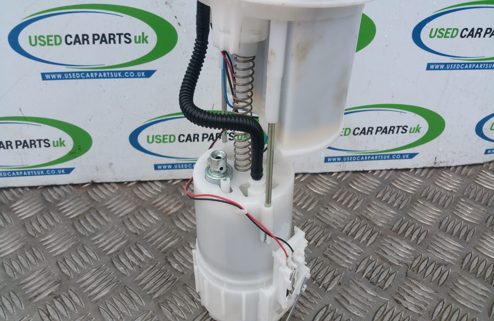 Toyota Aygo fuel pump sender unit 770200H041 Used Car Parts UK