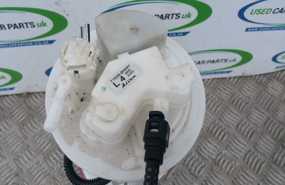 Toyota Aygo fuel pump sender unit 770200H041 Used Car Parts UK