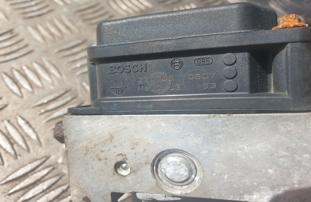 Toyota Coroll Verso ABS Pump 445100F010A Used Car Parts UK