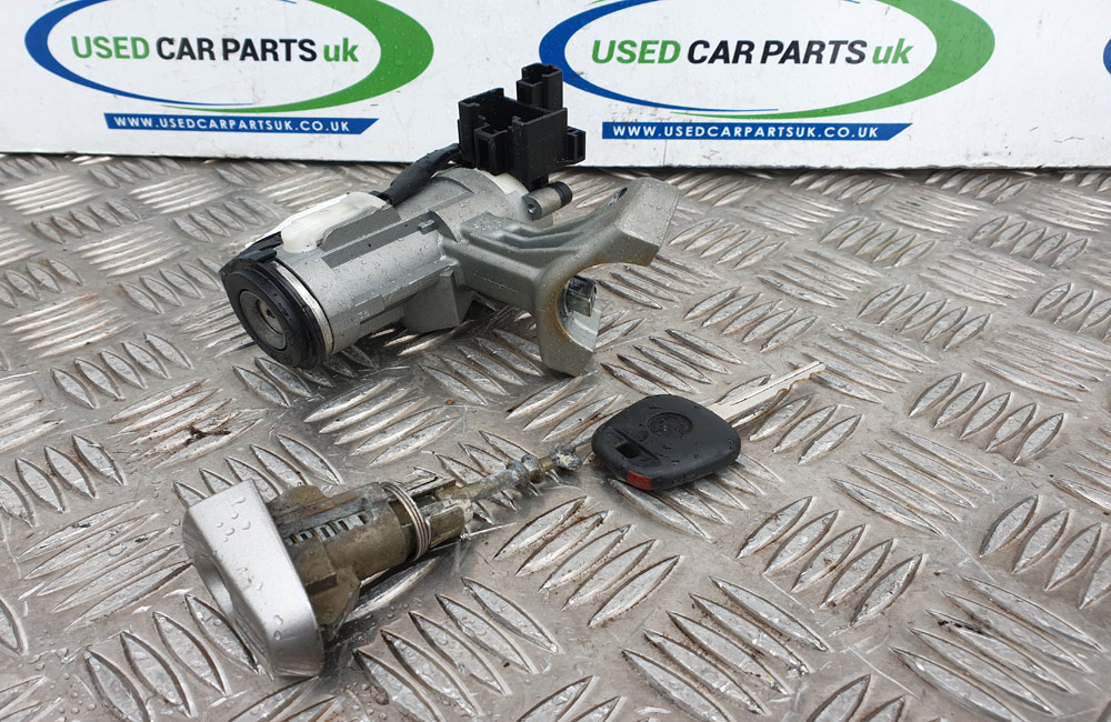 Toyota Corolla MK9 ignition barrel key Used Car Parts UK