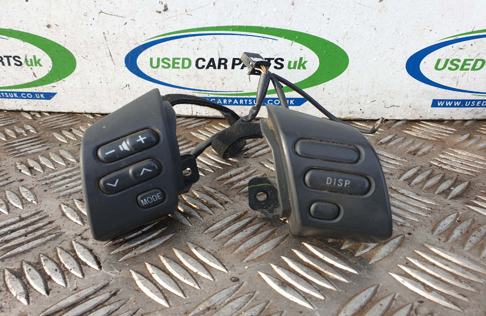 Toyota Corolla Verso MK2 steering stereo controls Used Car Parts UK