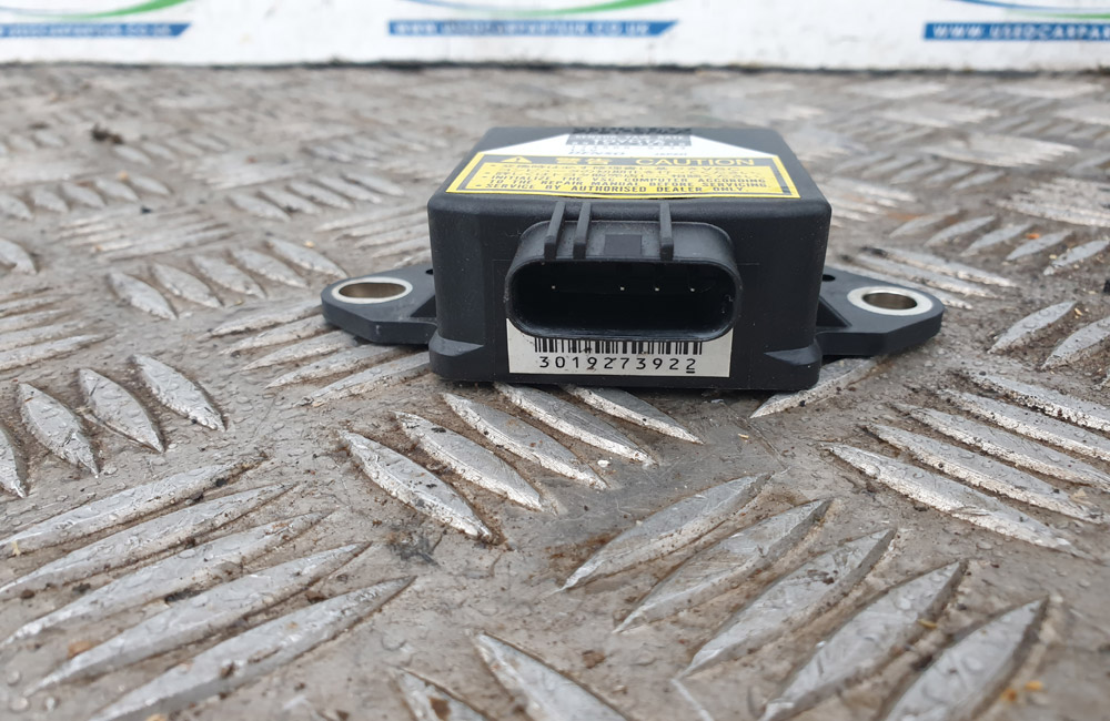 Toyota Prius MK2 yaw rate sensor hybrid Used Car Parts UK