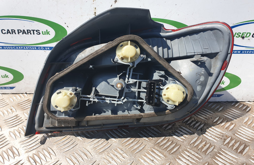 Toyota Yaris MK1 rear left back brake light Used Car Parts UK