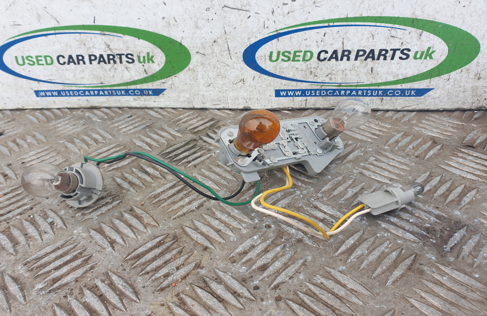 Toyota Yaris 20062011 3 door rear light bulb holder Used Car Parts UK