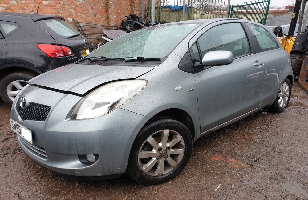 Цвет 1f8 toyota