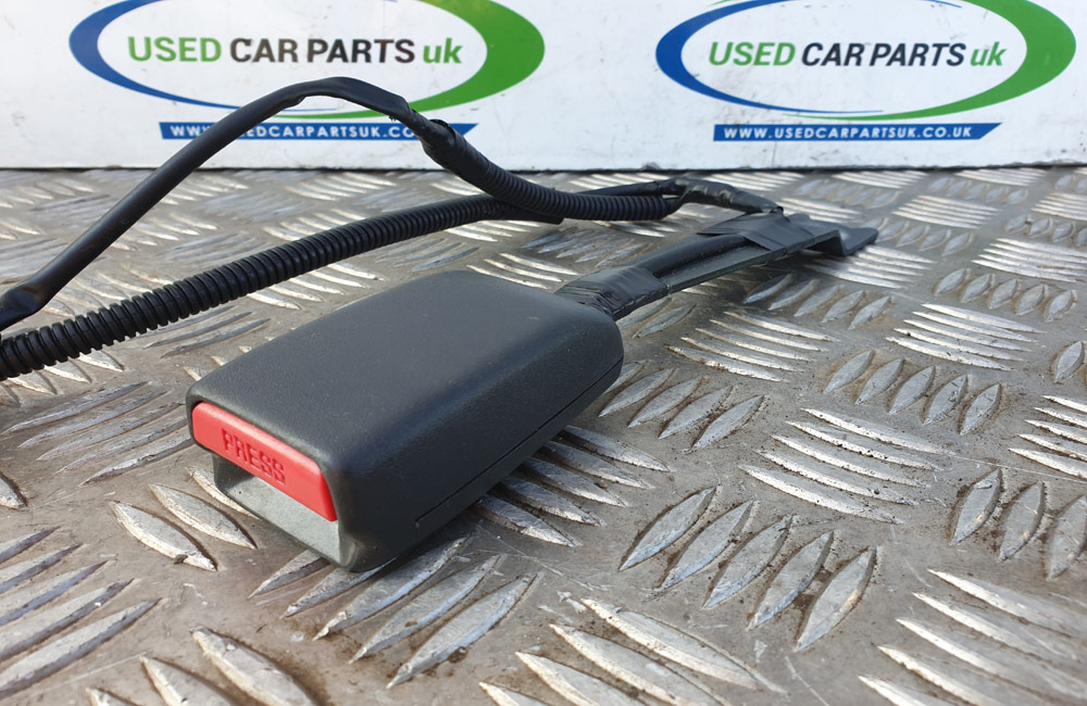Toyota Yaris 20062011 seat belt stalk buckle left Used Car Parts UK