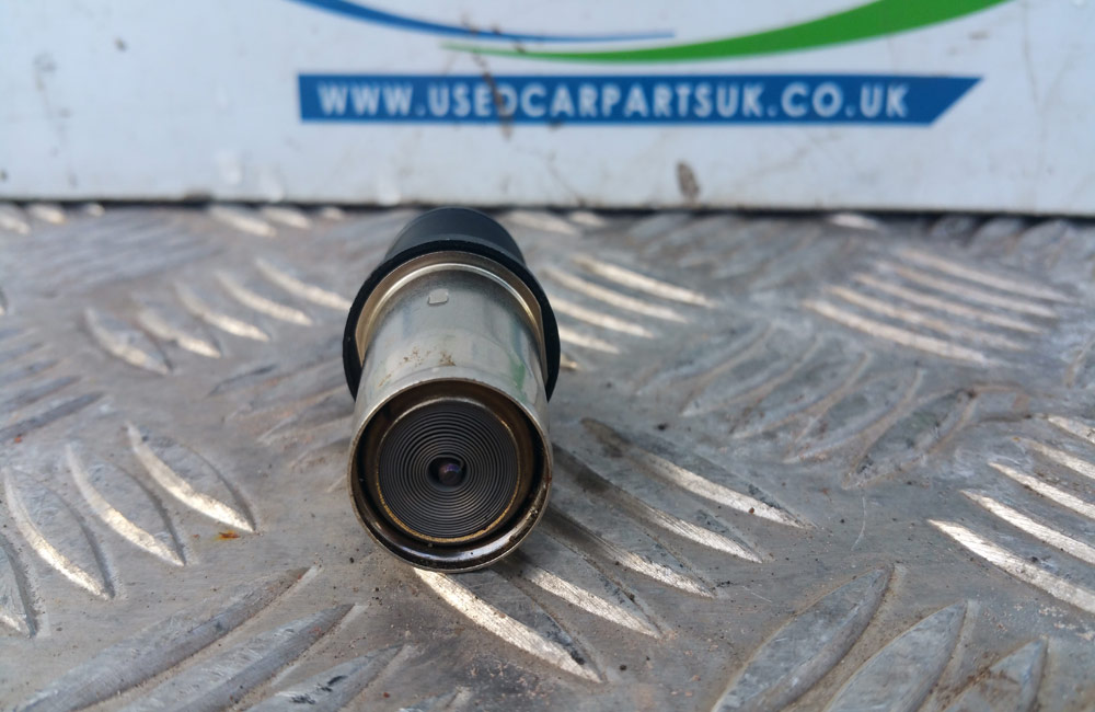 yaris cigarette lighter Toyota Yaris MK3 cigarette lighter 2011-2017