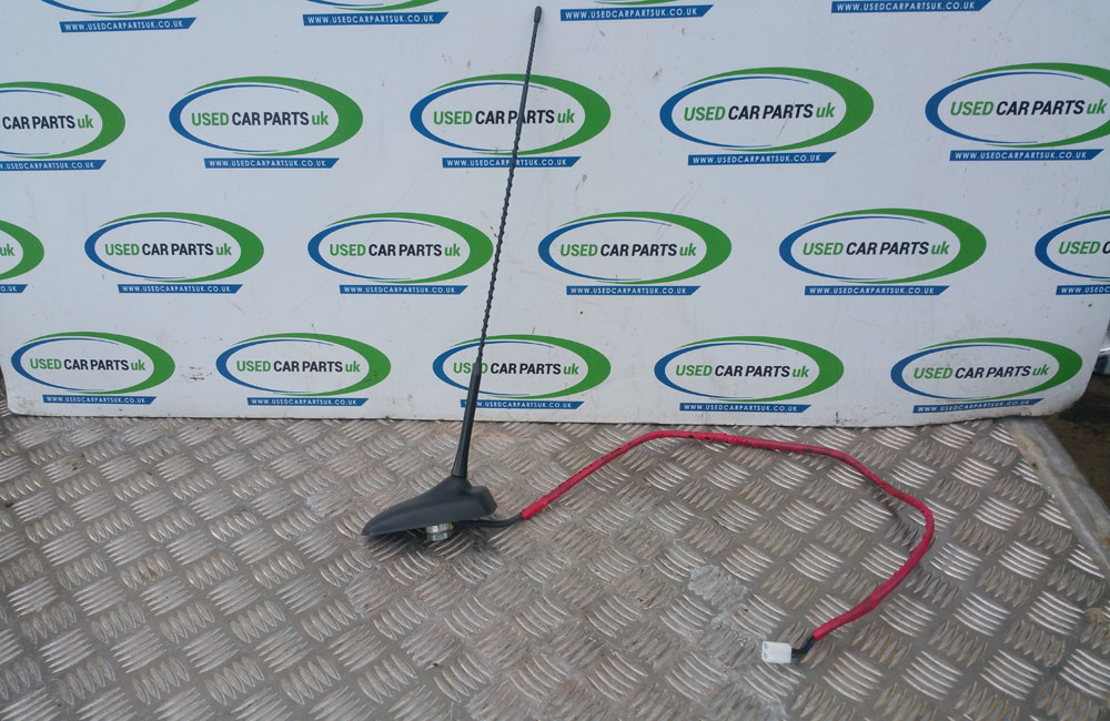 Toyota Yaris roof aerial base 20142017 Used Car Parts UK