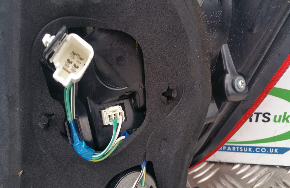 Toyota Yaris MK3 rear tail light brake lamp 2016 Used Car Parts UK