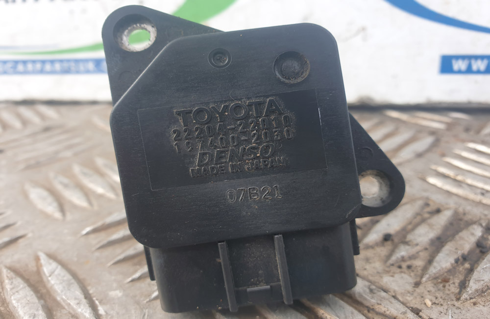 Toyota Yaris air flow meter 2220422010 Used Car Parts UK
