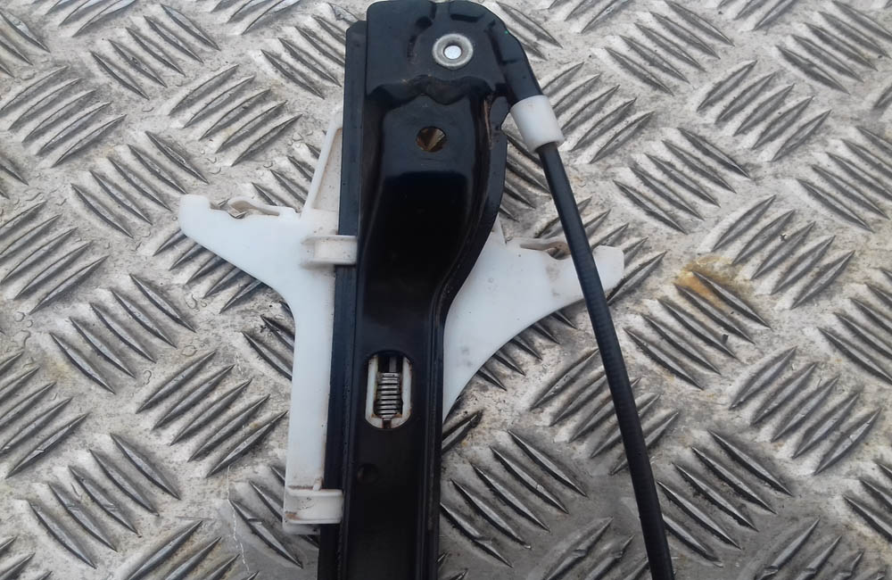 VW Golf MK5 electric window regulator rear Used Car Parts UK