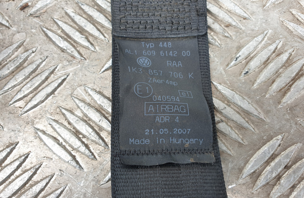 VW Golf MK5 3 Door Seat Belt drivers front Used Car Parts UK