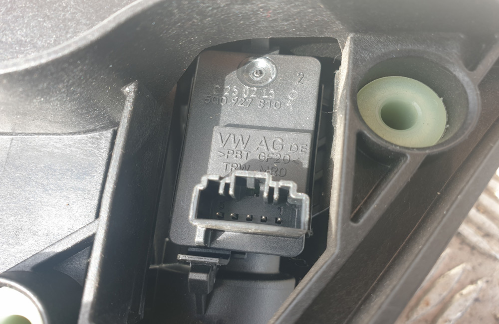Vw golf mk7 clutch best sale master cylinder replacement