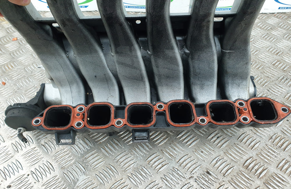VW Golf MK5 R32 inlet intake manifold Used Car Parts UK