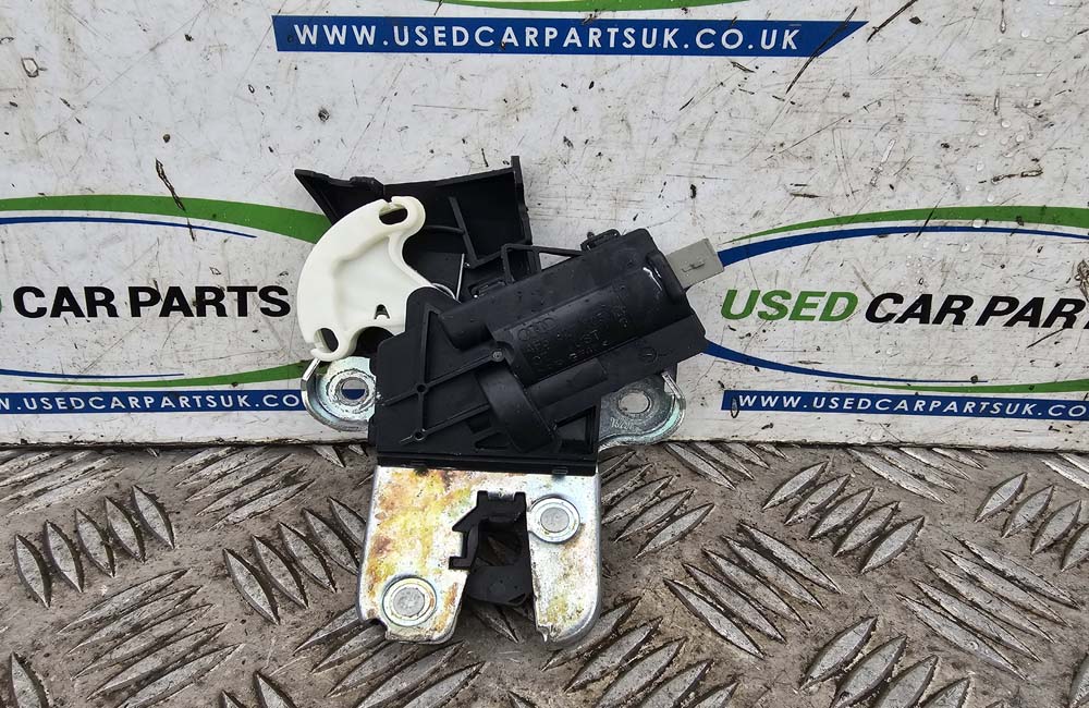VW Jetta MK5 Boot Lock Motor Catch 4F5827505D Used Car Parts UK
