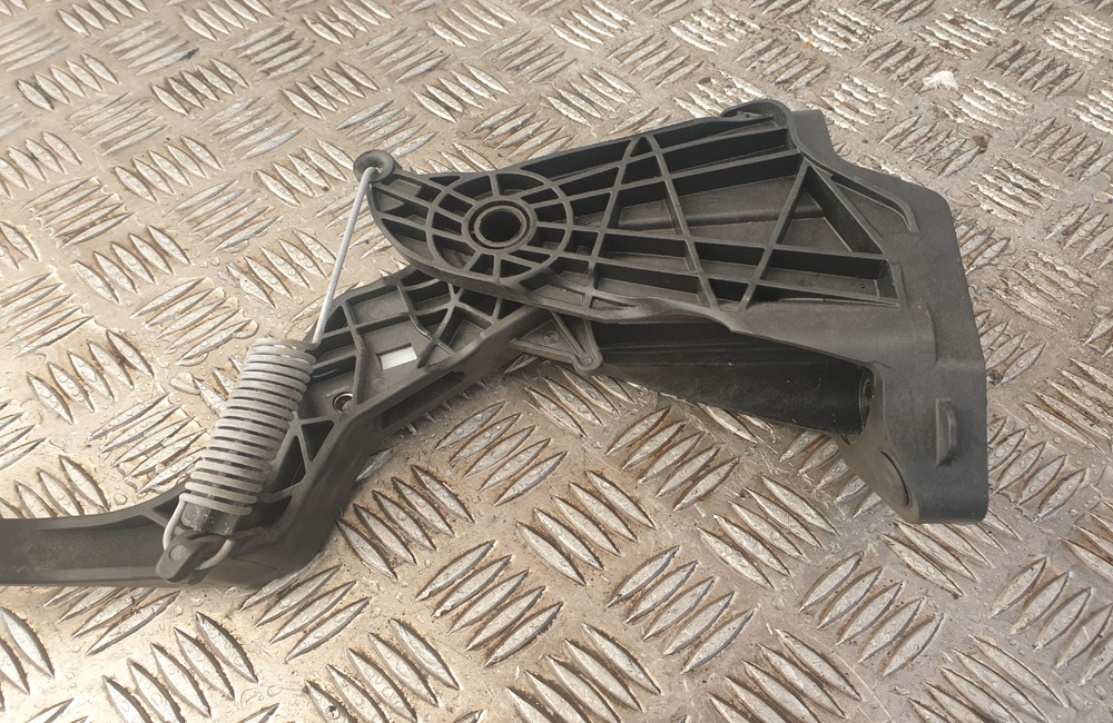 VW Polo 6R clutch pedal 6R2721059E Used Car Parts UK