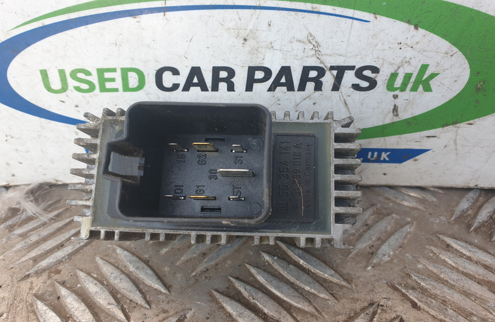Vauxhall Astra G CDTI glow plug relay 55354141 Used Car Parts UK