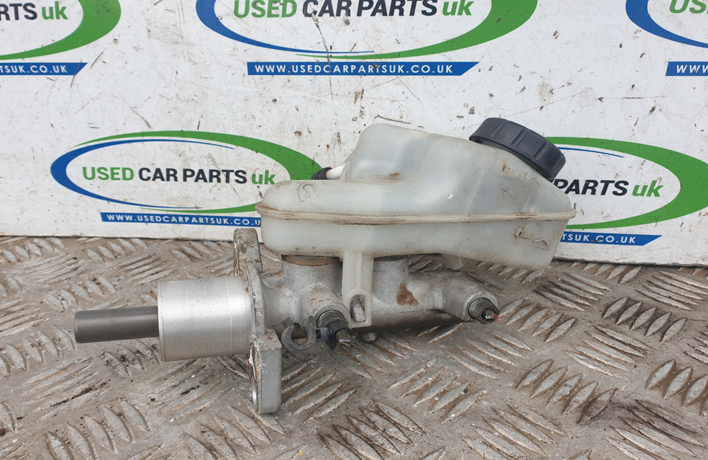 Vauxhall Astra G brake master cylinder 1.8 petrol Used Car Parts UK
