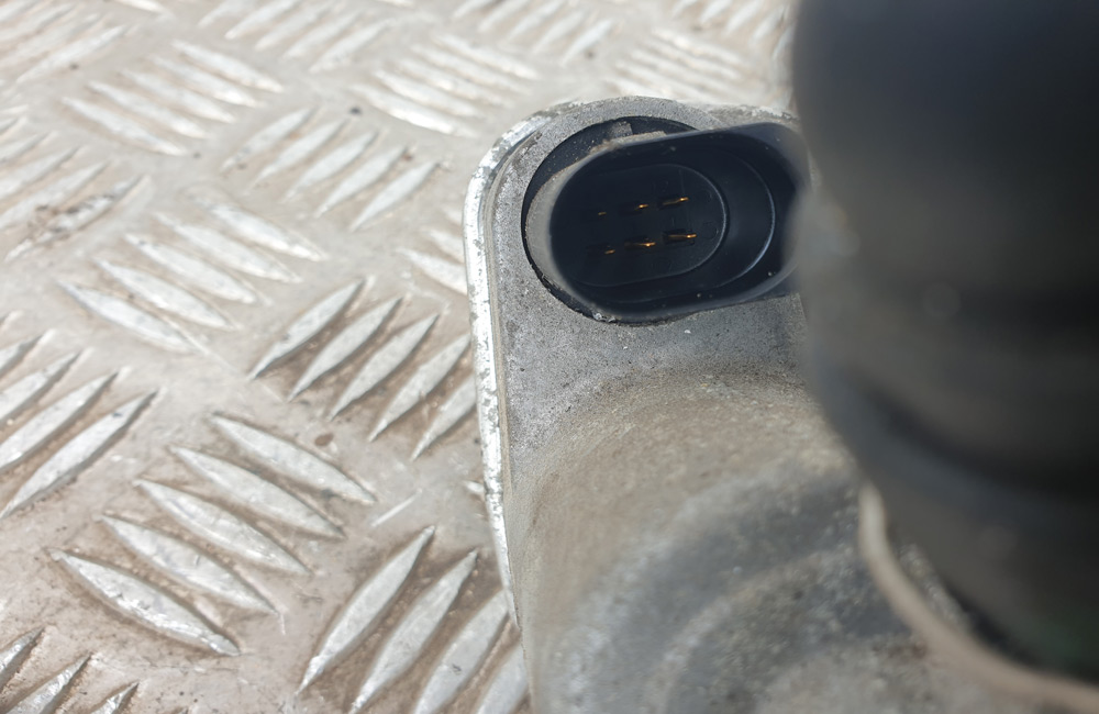 Vauxhall Astra H throttle body 55562380 1.8 Auto Used Car Parts UK