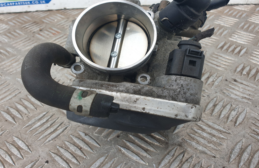 Vauxhall Astra H throttle body 55562380 1.8 Auto Used Car Parts UK
