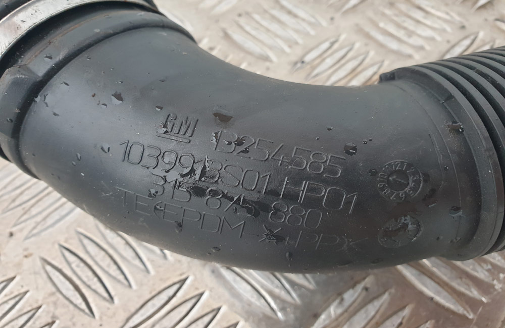 Vauxhall Astra J air intake pipe 13254585 Used Car Parts UK