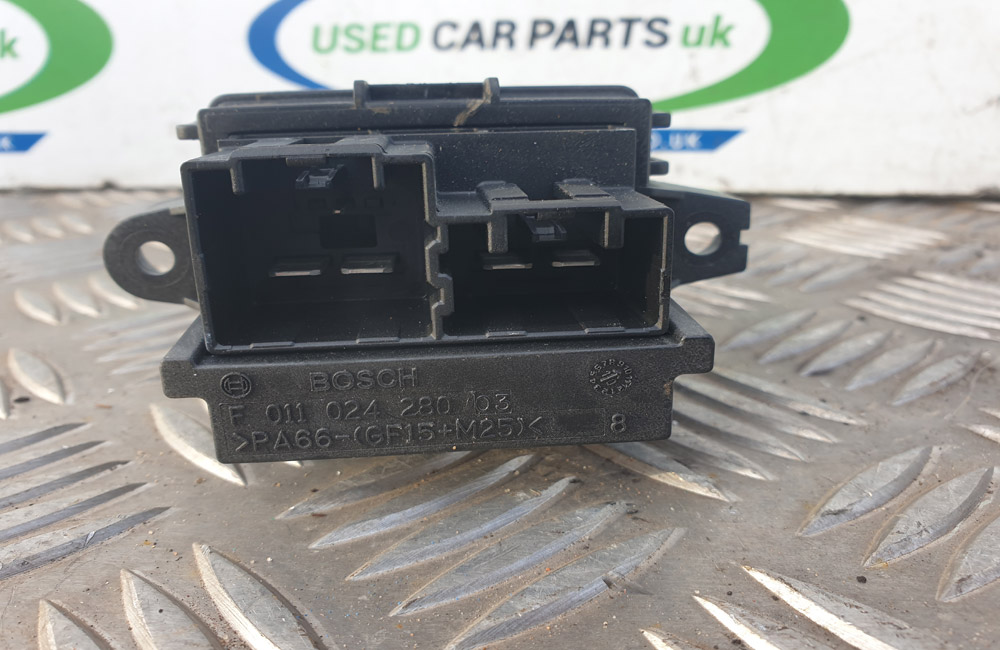 Vauxhall Astra J heater resistor 13503201 Used Car Parts UK