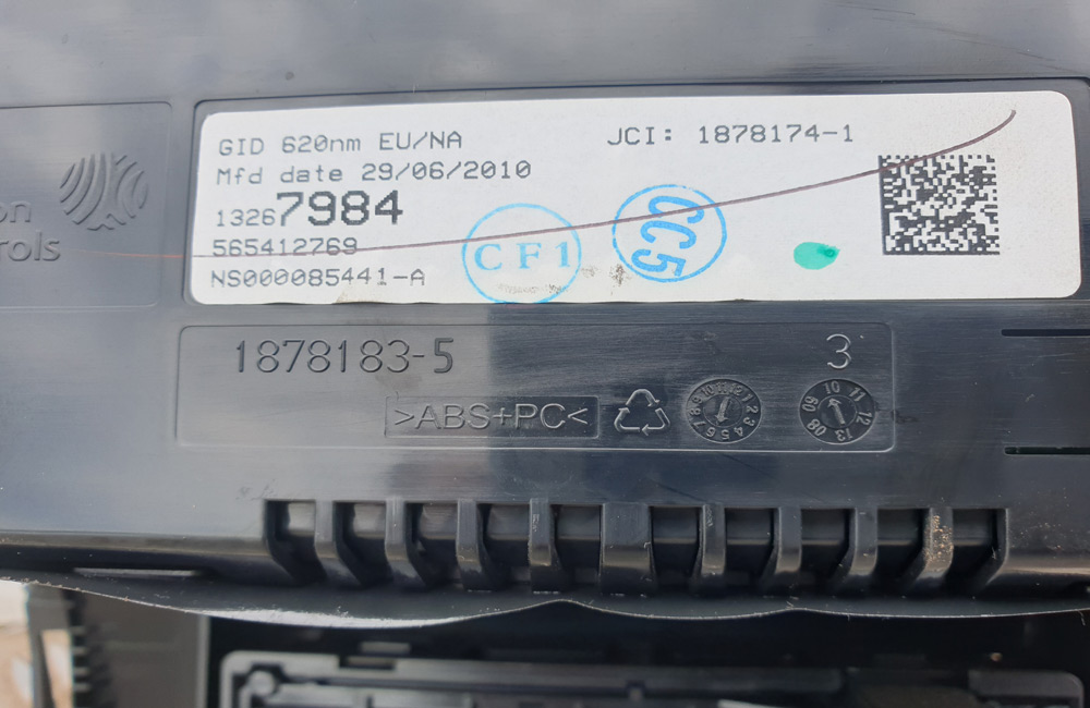 Vauxhall Astra J dash display screen 13267984 Used Car Parts UK