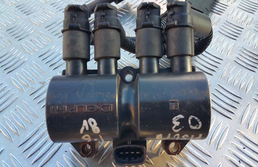 Vauxhall Astra MK4 coil pack 1.6 8V 19005241 Used Car Parts UK