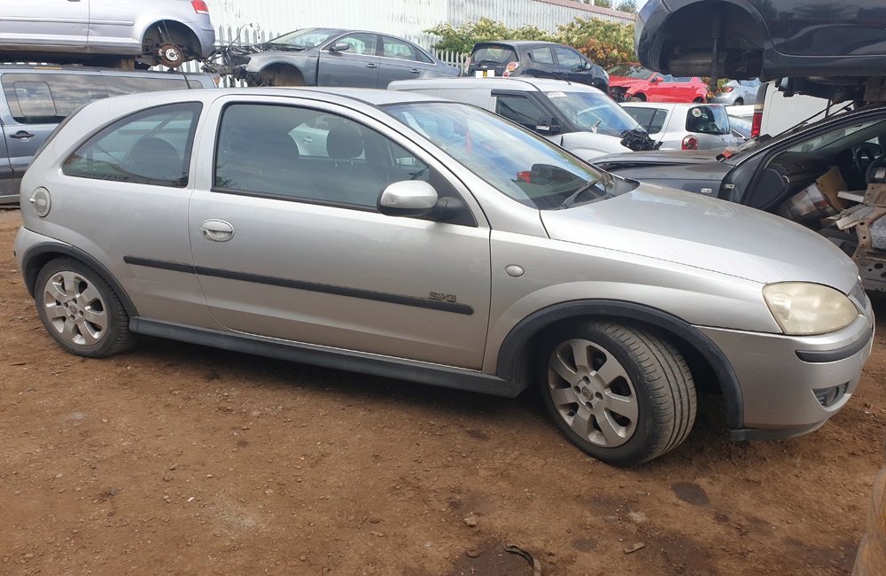 Vauxhall Corsa C flasher indicator relay Used Car Parts UK