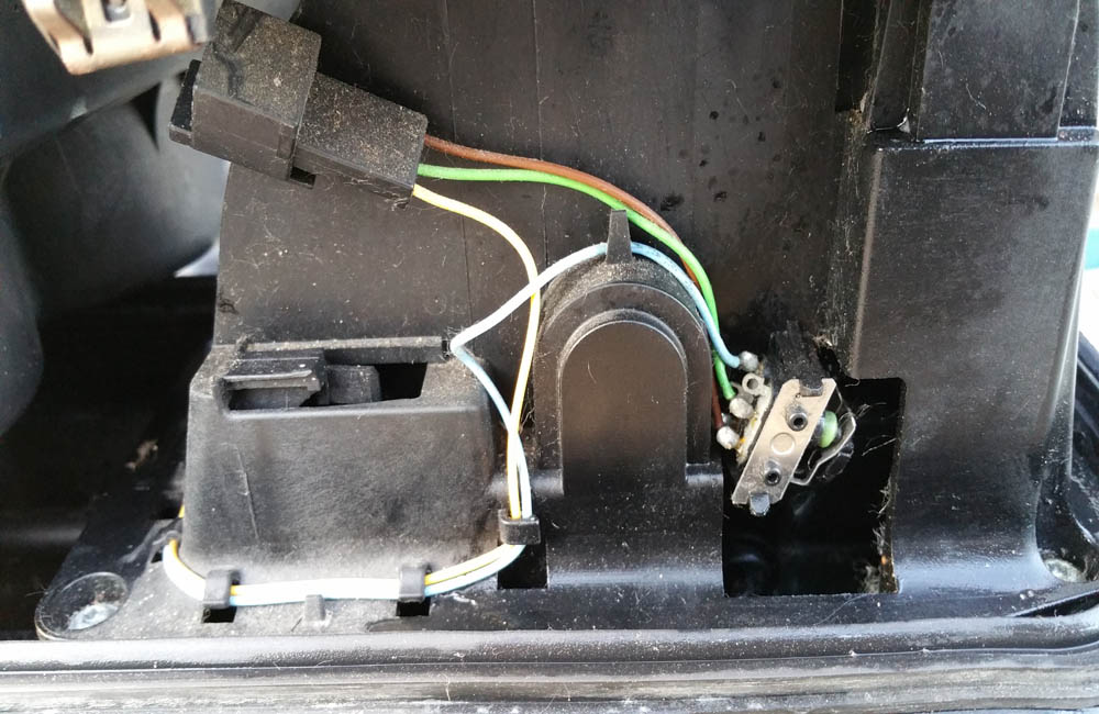 Vauxhall Corsa D 1.4 auto gear selector cable Used Car Parts UK