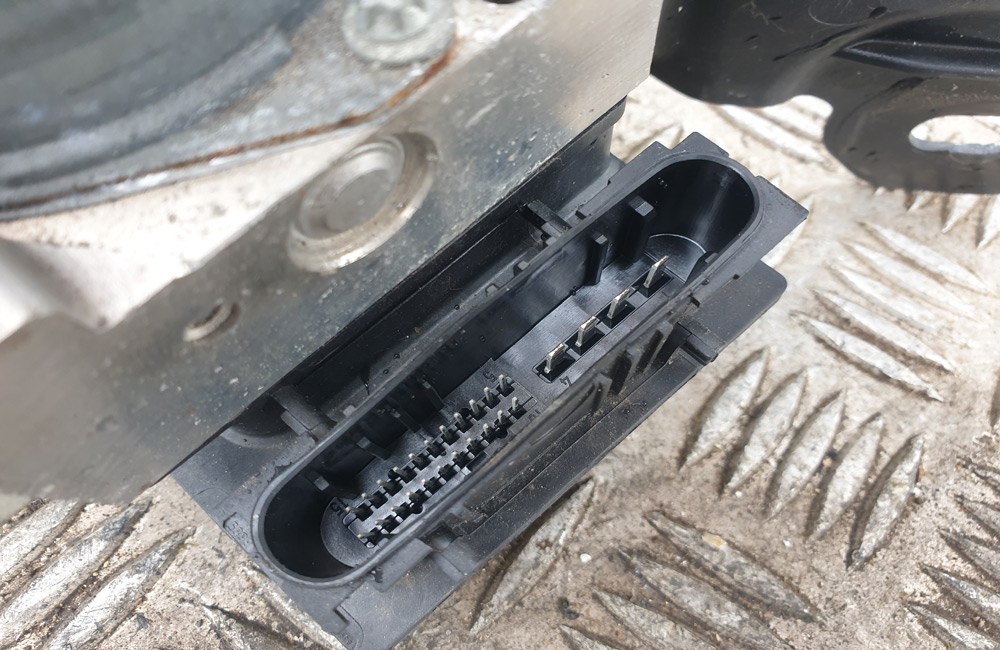 Vauxhall Corsa D ABS Pump 13236012 AQ Used Car Parts UK