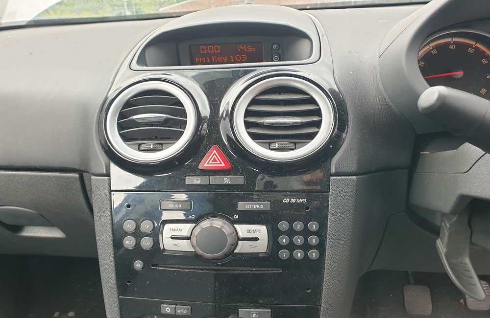 Vauxhall Corsa D dash display 13209460 0611 Used Car Parts UK