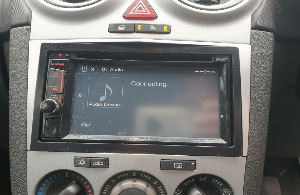 Vauxhall Corsa D CD Player Pioneer AVH2400BT Used Car Parts UK