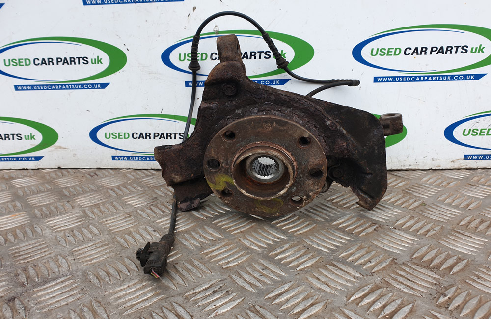 Vauxhall Corsa D Hub drivers front 1.2 Petrol Used Car Parts UK