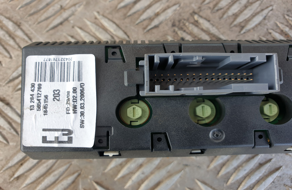 Vauxhall Corsa D CD30 MP3 Piano Black Used Car Parts UK