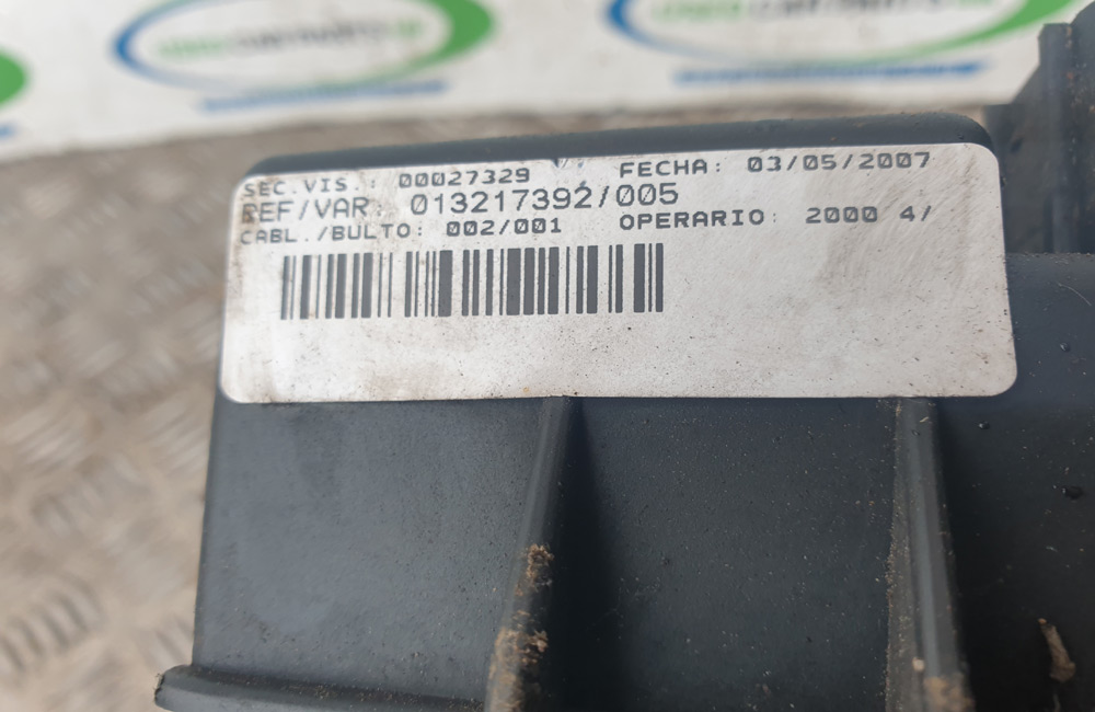 Vauxhall Corsa D fuse box 13217392 EF Used Car Parts UK