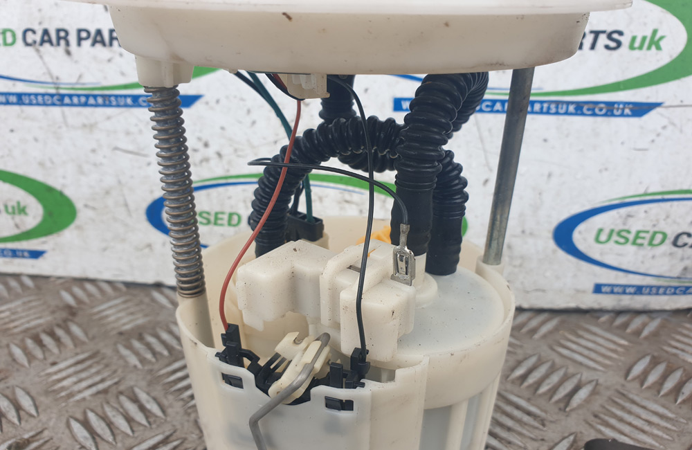 Vauxhall Corsa D fuel pump 0580314138 13216318 Used Car Parts UK