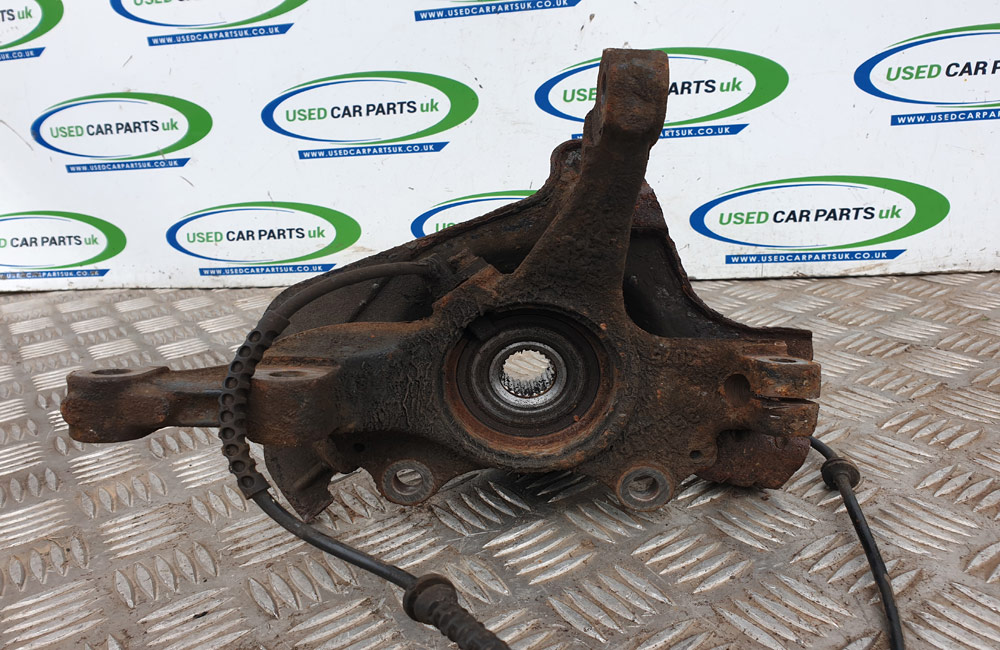 Vauxhall Corsa D Hub drivers front 1.2 Petrol Used Car Parts UK