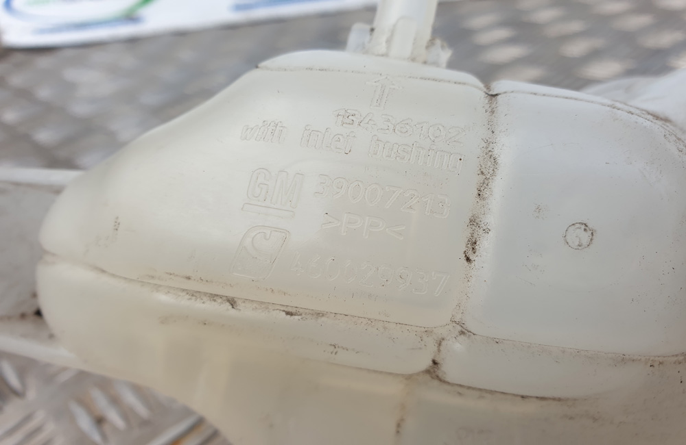 Coolant Expansion Tank With Cap For Vauxhall Movano A (1999-on) – 011GCS7836 - View #2