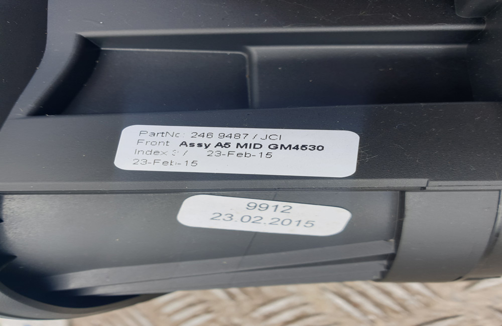 Vauxhall Corsa E CDTI Speedometer 13499778 Used Car Parts UK