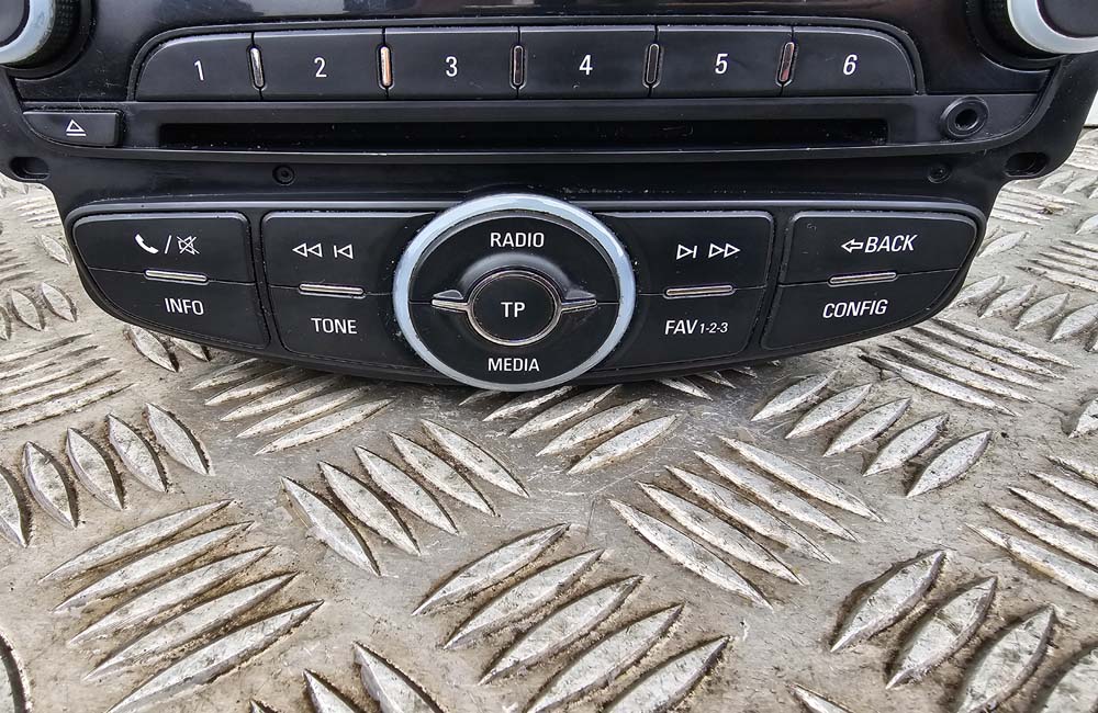Vauxhall Corsa E CD Player Radio 13485179 | Used Car Parts UK