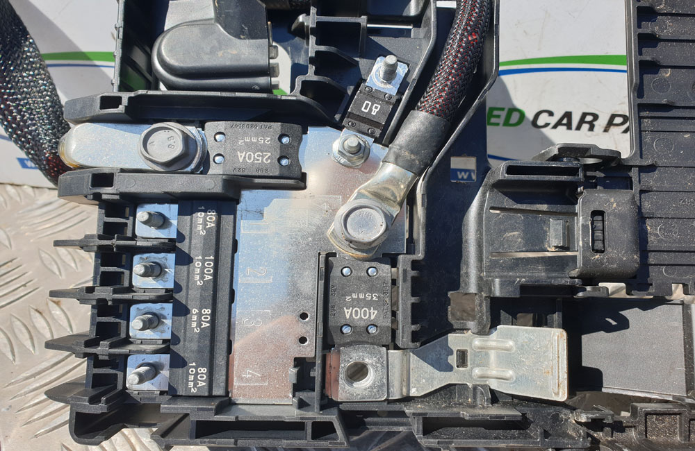 Vauxhall Corsa E SRi battery fuses terminal Used Car Parts UK