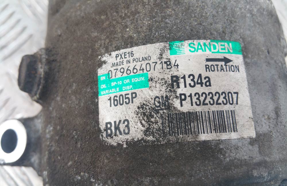 Vauxhall Insignia air con pump GM P13232307 Used Car Parts UK