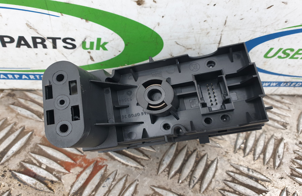 Vauxhall Meriva A headlight switch 93394756 Used Car Parts UK