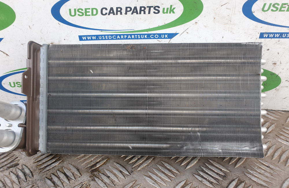 Vauxhall Vivaro MK1 heater matrix radiator Used Car Parts UK